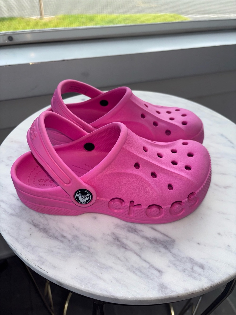 Crocs Baya Clogs Size 12 C12 Girls Kids bright pink